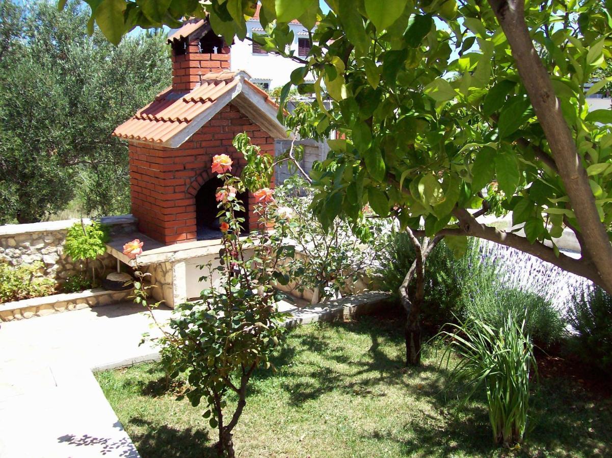 Apartments By The Sea Sevid, Trogir - 11505 Екстериор снимка