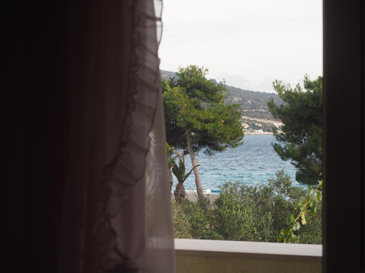 Apartments By The Sea Sevid, Trogir - 11505 Екстериор снимка
