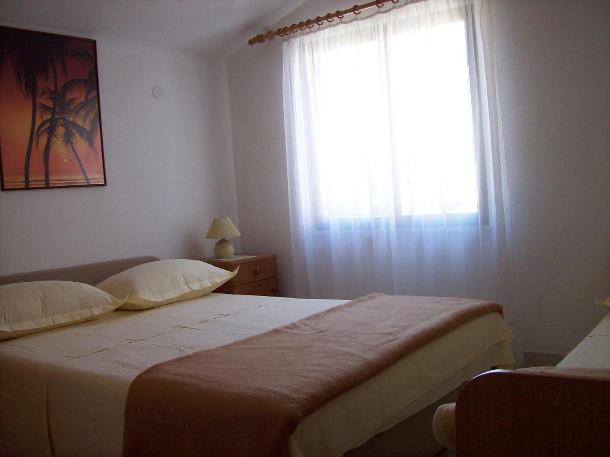 Apartments By The Sea Sevid, Trogir - 11505 Екстериор снимка