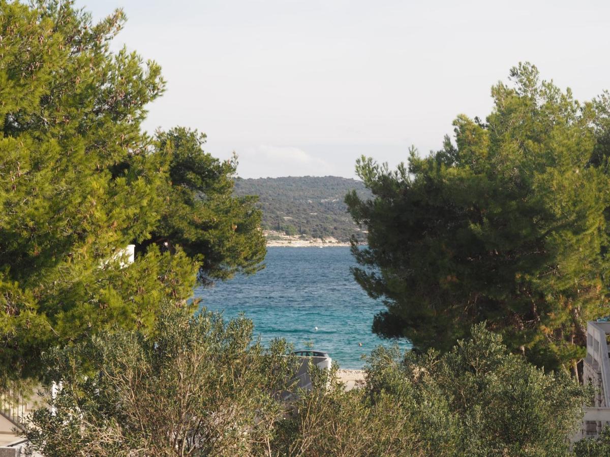 Apartments By The Sea Sevid, Trogir - 11505 Екстериор снимка